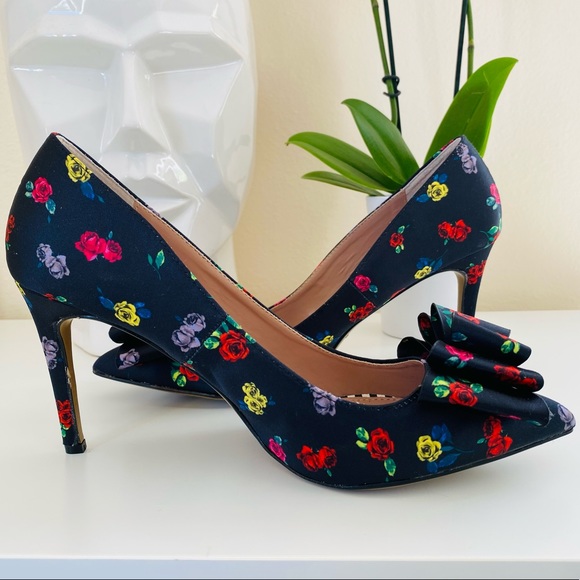 New Betsey Johnson black floral print pointed toe bow heels shoes - Picture 6 of 11